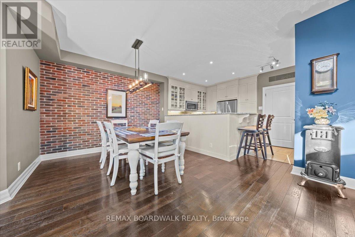 #ph804 - 320 Mcleod Street