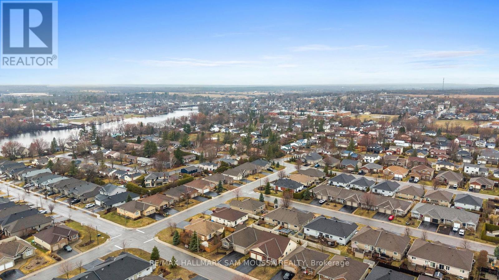 631 Robert Hill Street