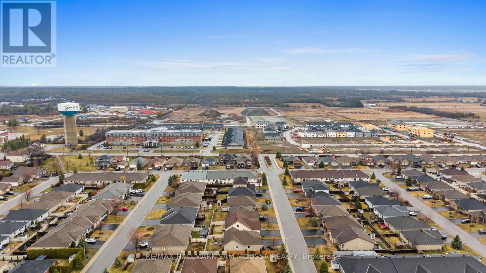 631 Robert Hill Street