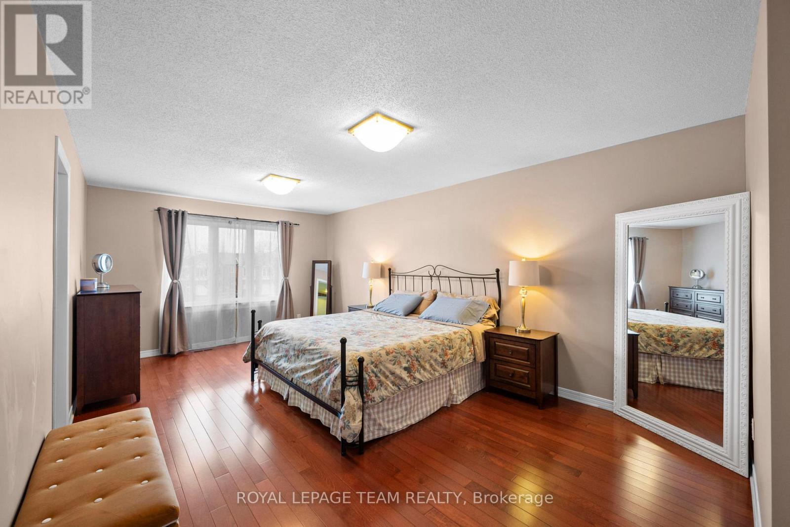 152 Hunterswood Crescent