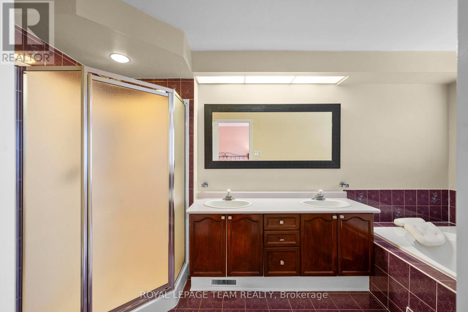 152 Hunterswood Crescent