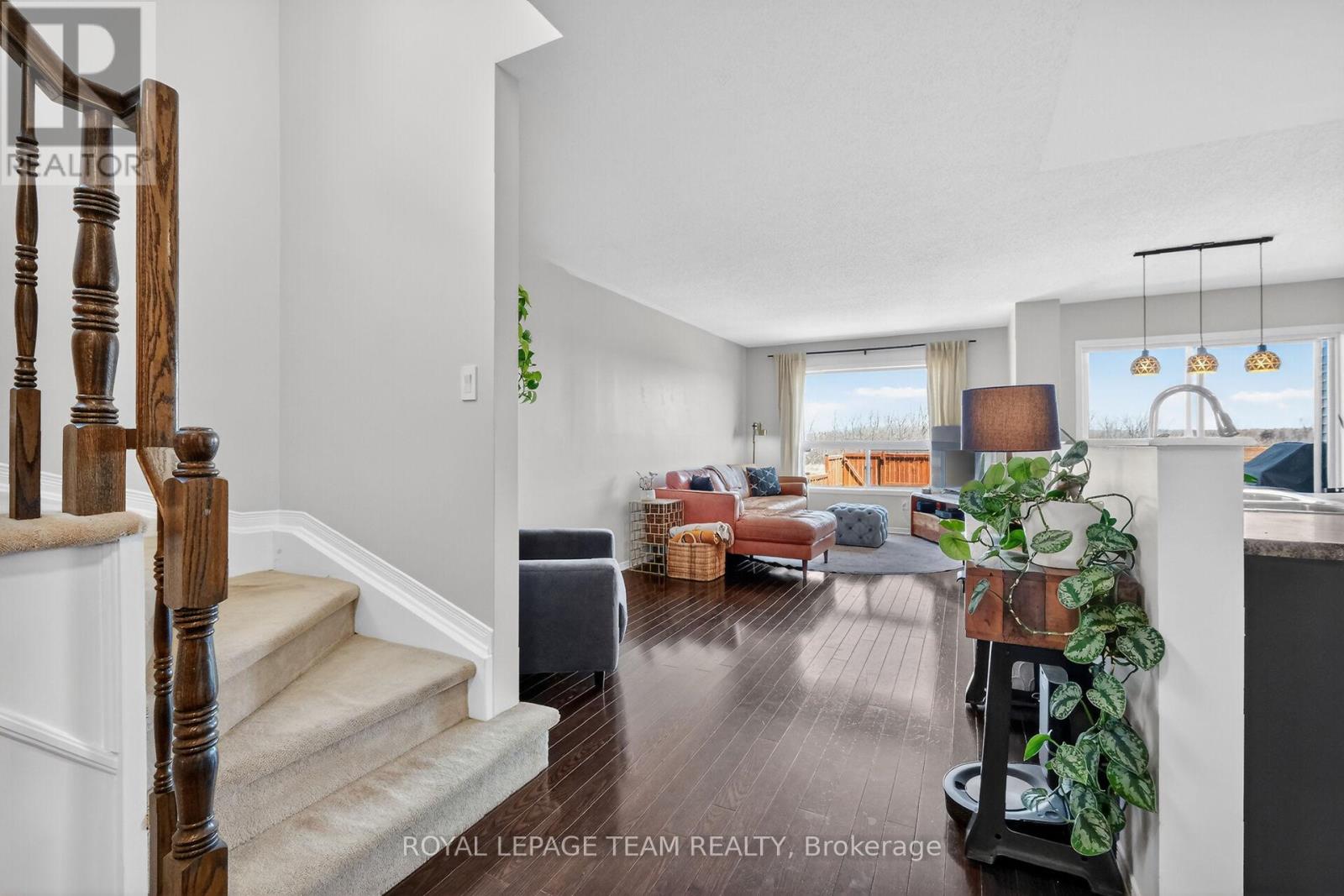 216 Trail Side Circle