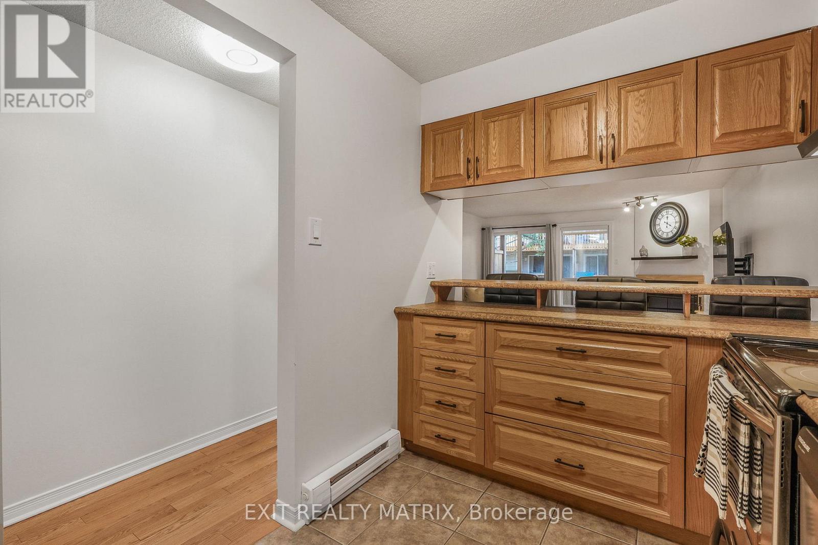 20 - 458 Briston Private