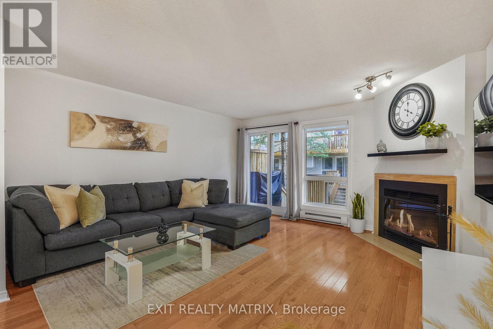 20 - 458 Briston Private