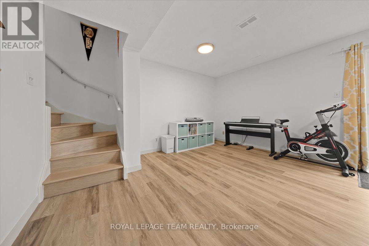 40 - 3230 Uplands Drive