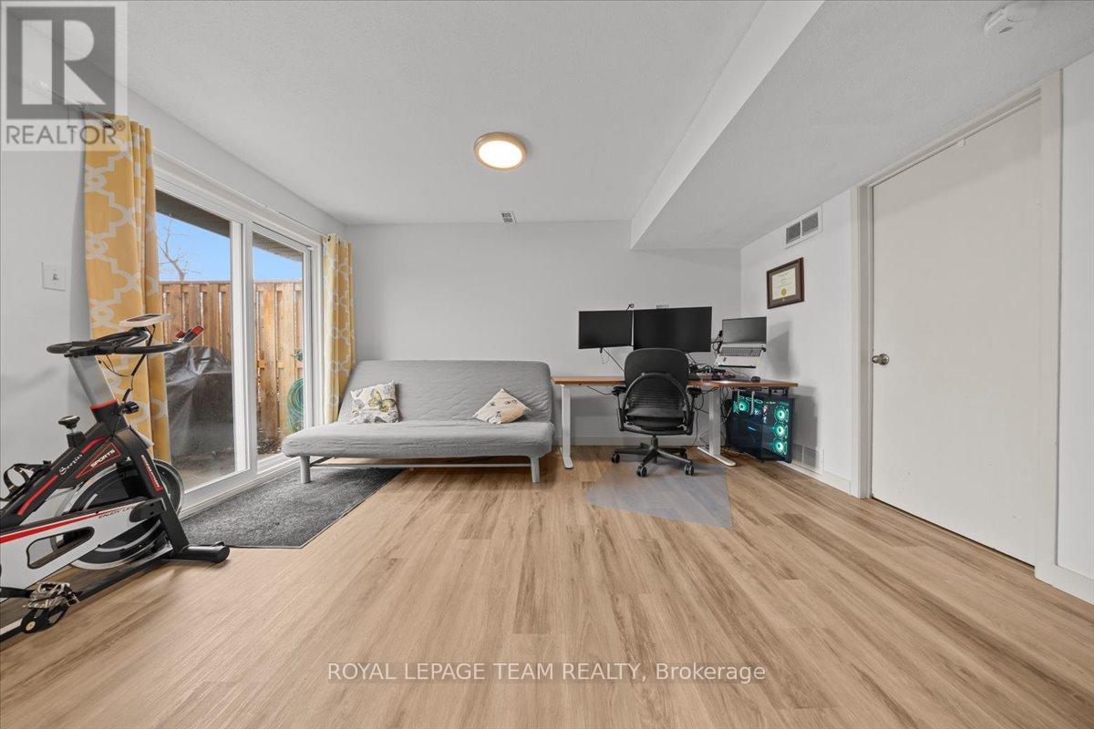 40 - 3230 Uplands Drive