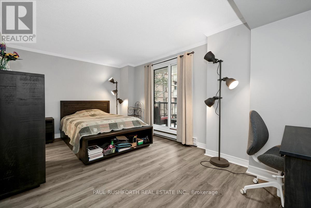 202 - 939 North River Road