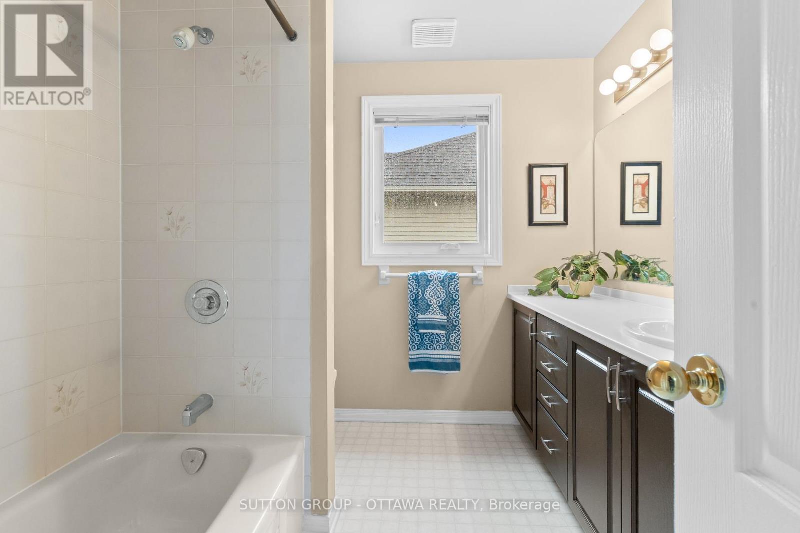 540 Des Conifers Crescent