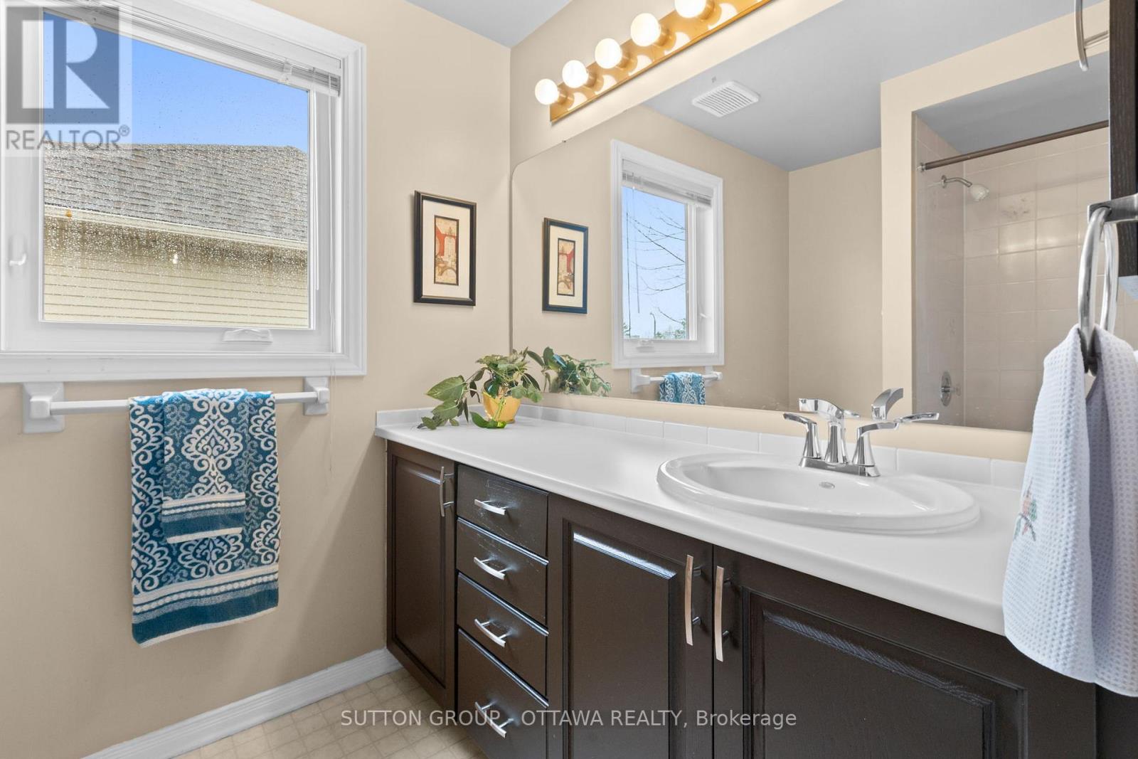 540 Des Conifers Crescent