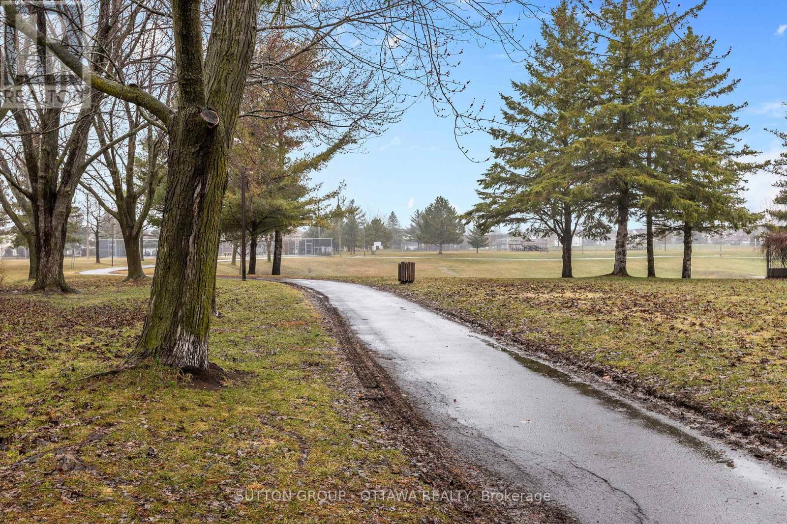 540 Des Conifers Crescent