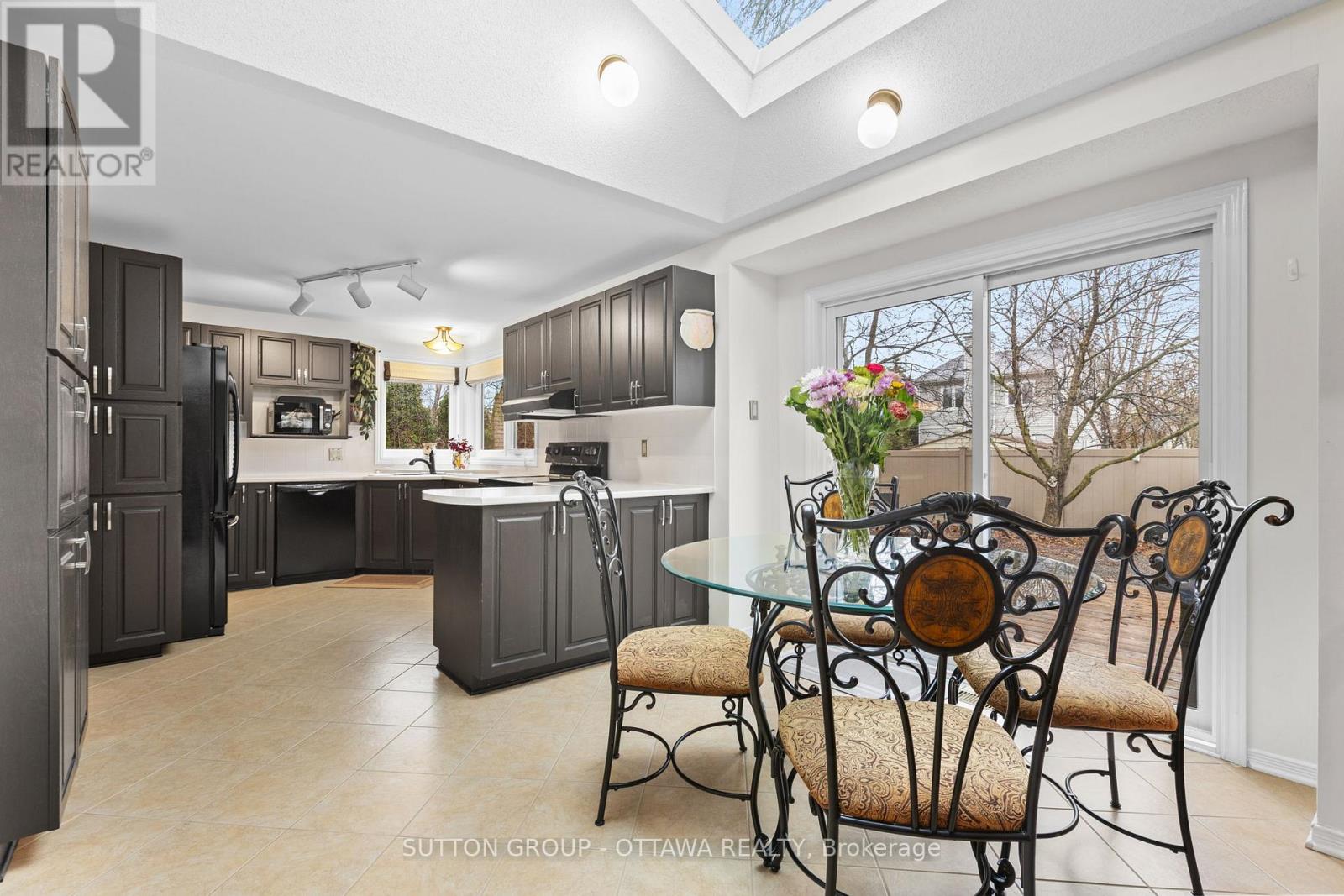 540 Des Conifers Crescent