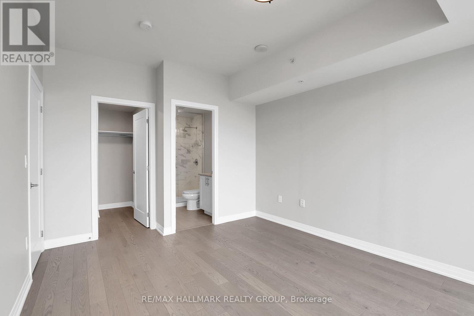 1904 - 805 Carling Avenue