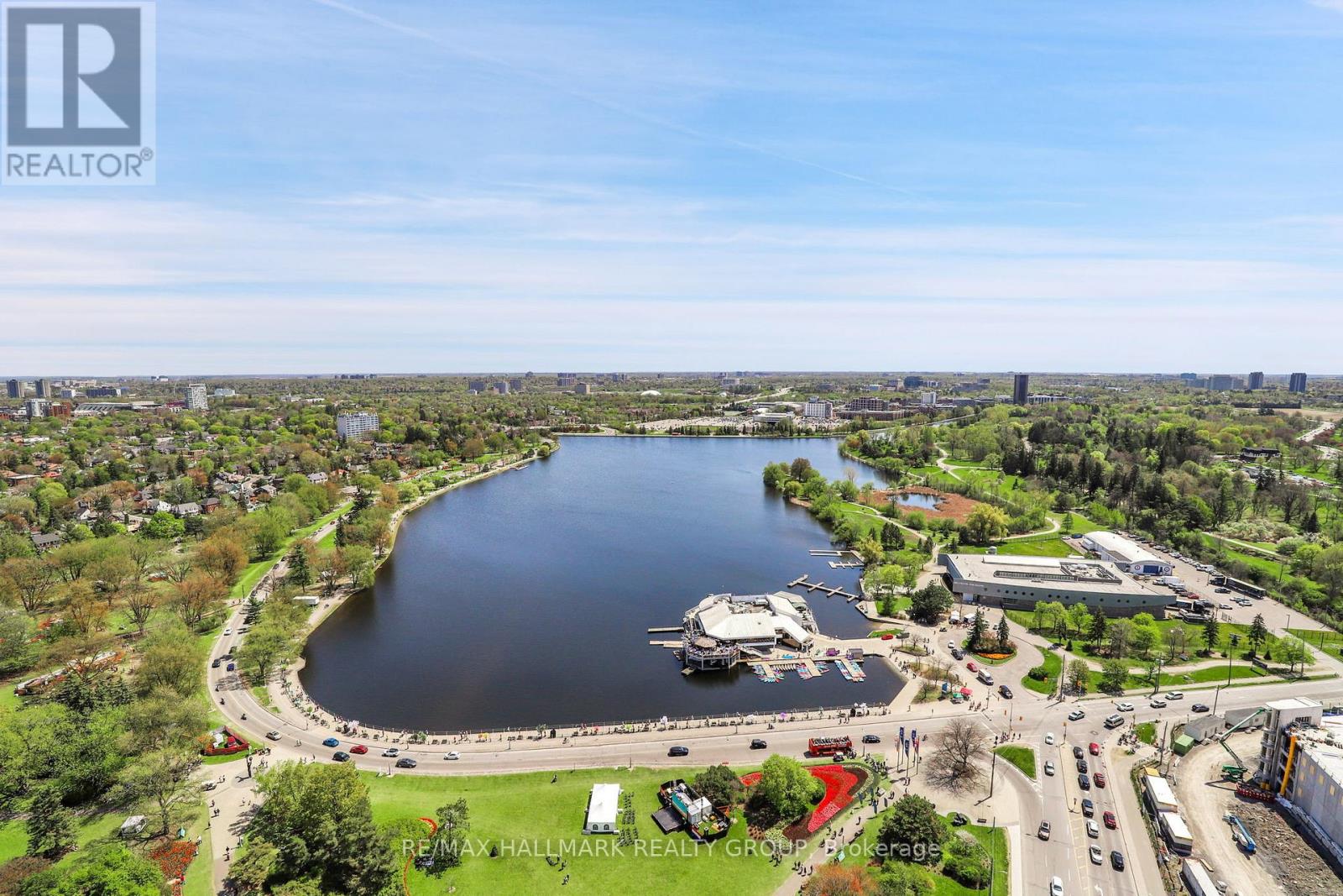 1904 - 805 Carling Avenue