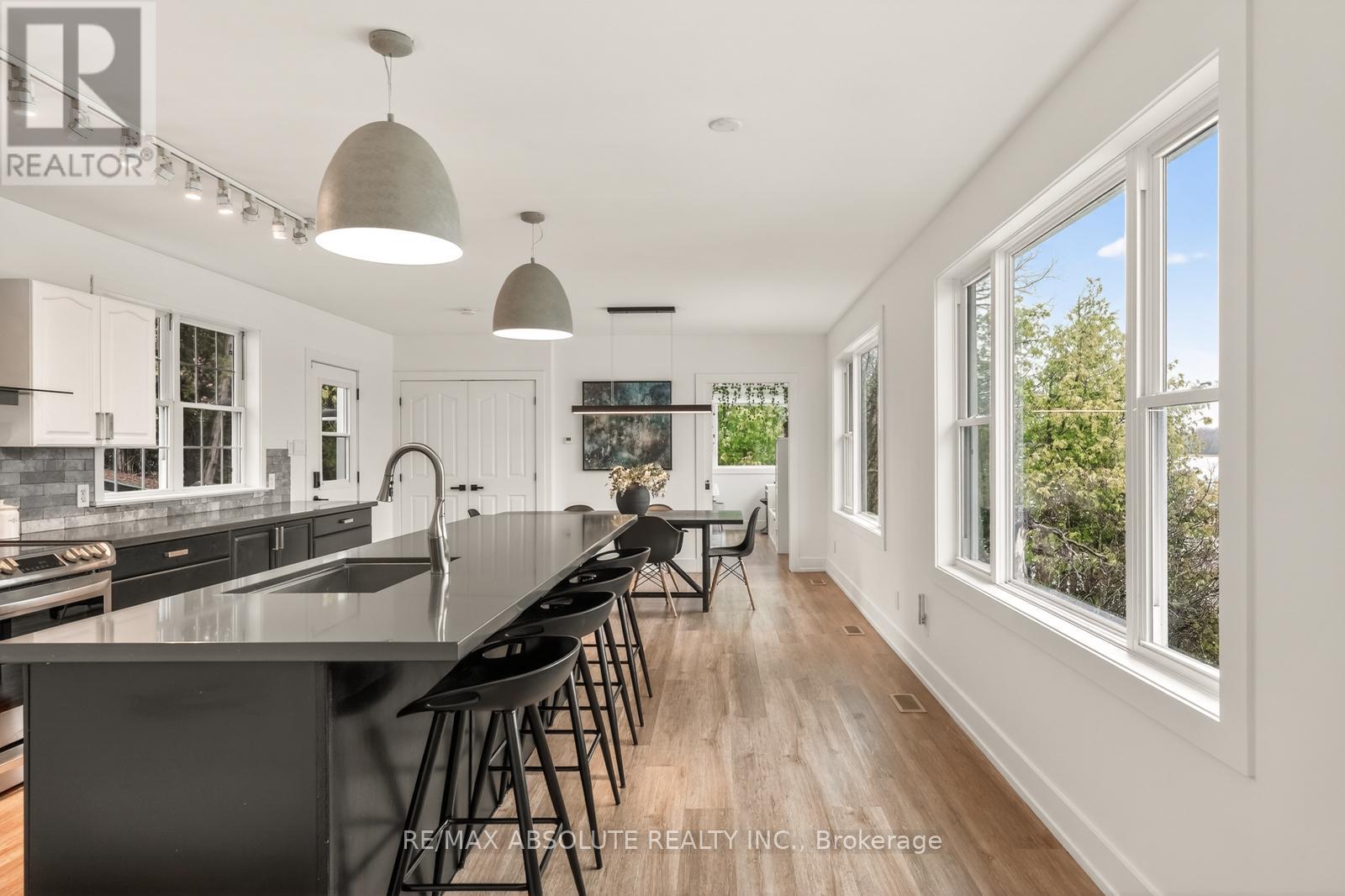 871 Berry Side Road, Unit 5