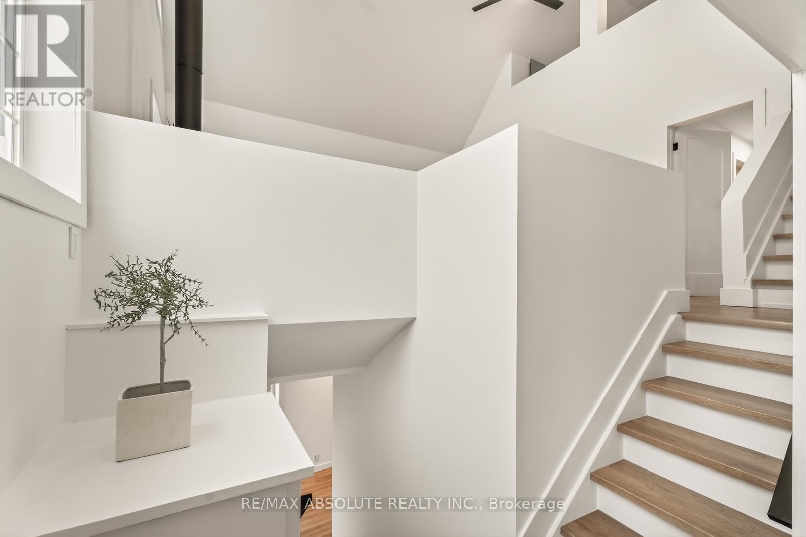 871 Berry Side Road, Unit 5