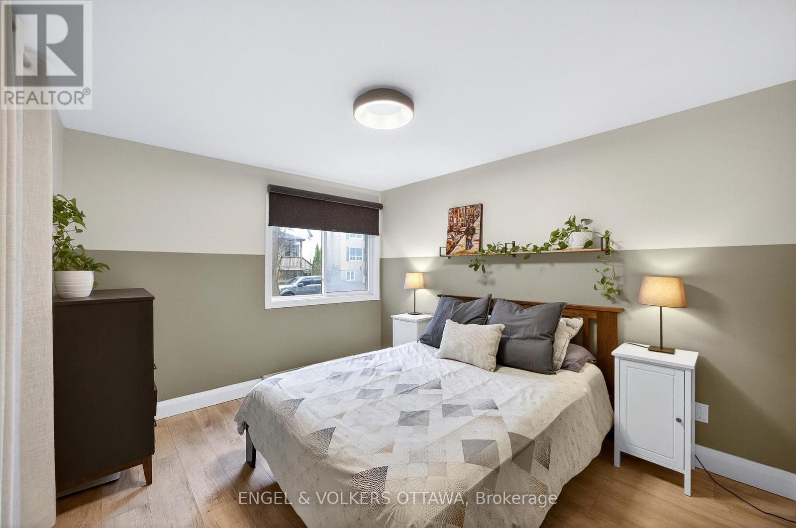 B - 35 Robinson Avenue