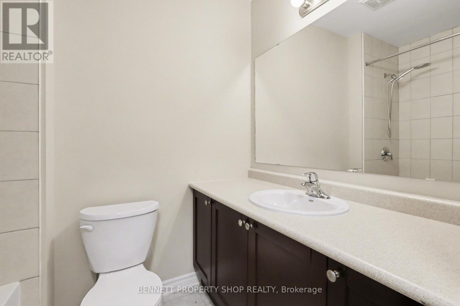 204 Talltree Crescent