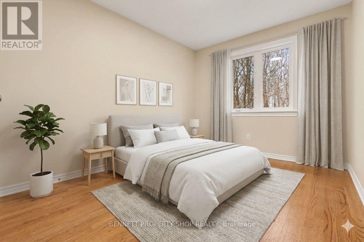 204 Talltree Crescent