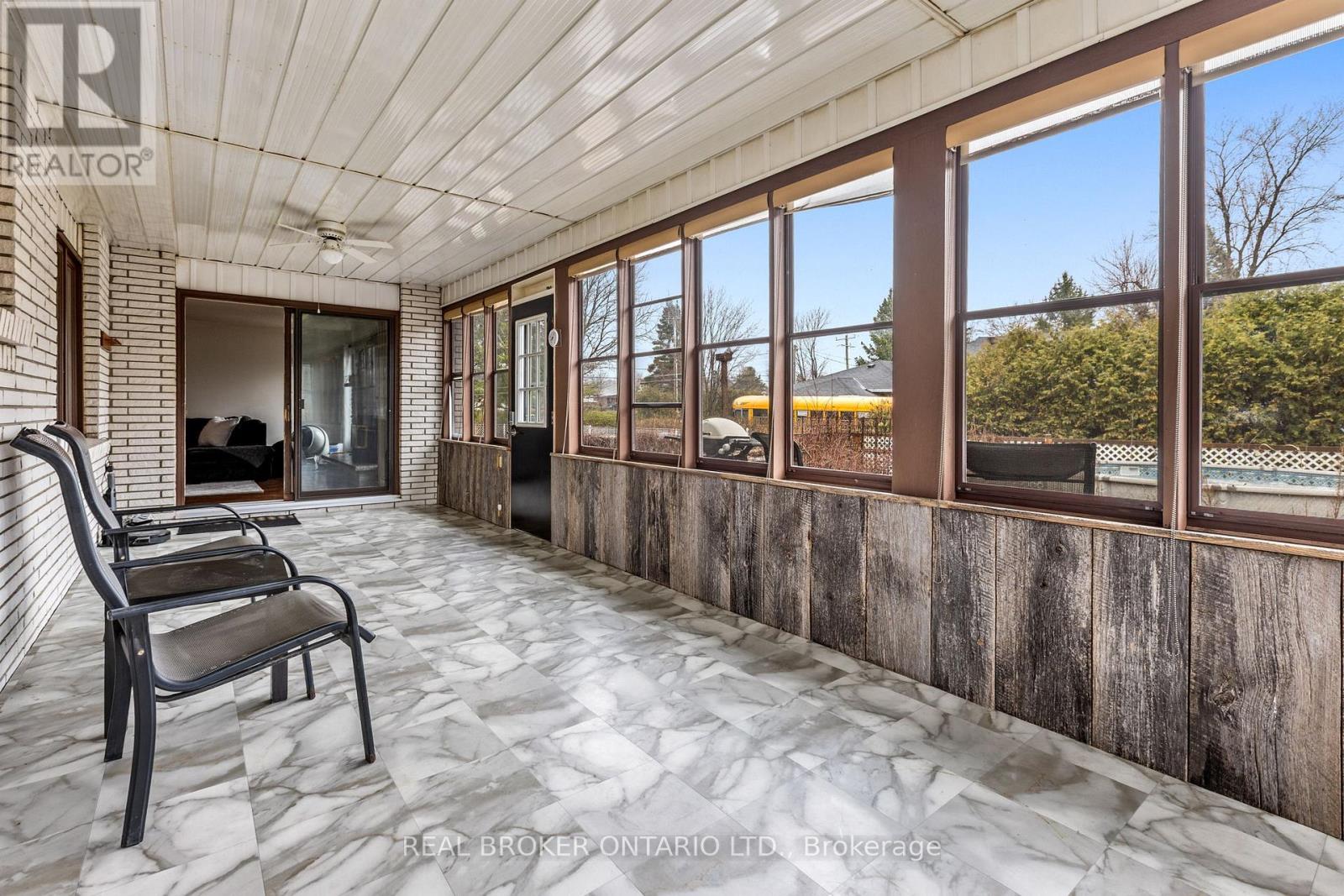 5400 Osgoode Main Street