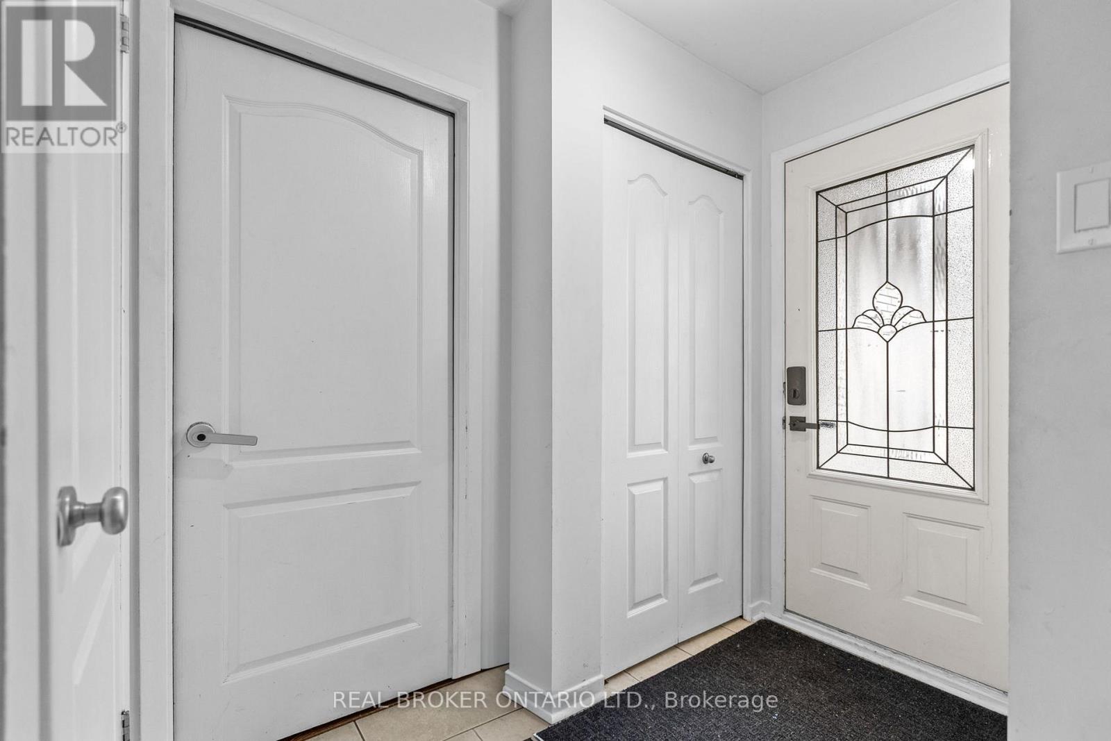 5400 Osgoode Main Street