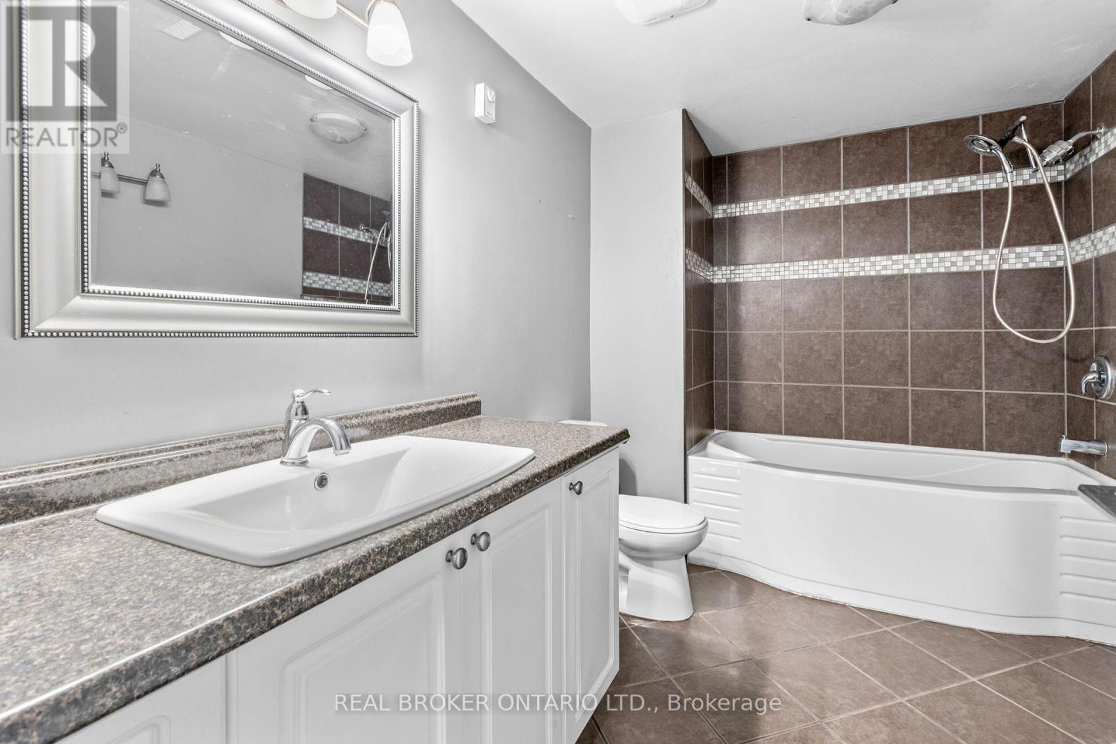 5400 Osgoode Main Street