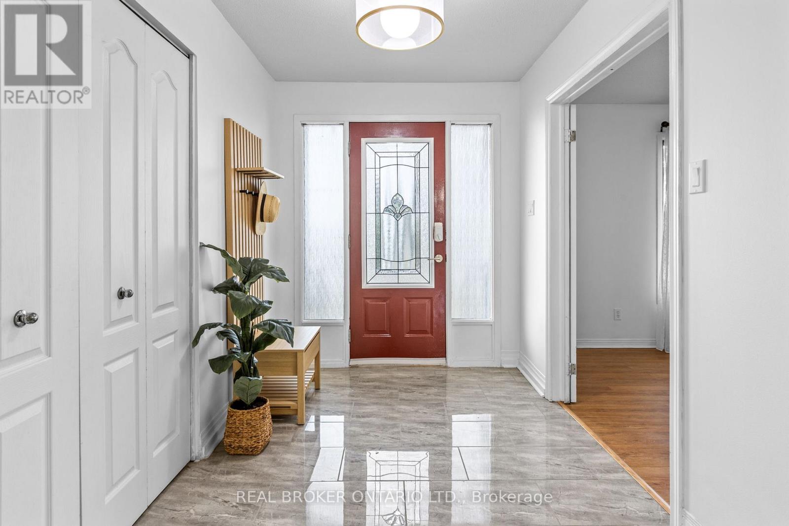 5400 Osgoode Main Street