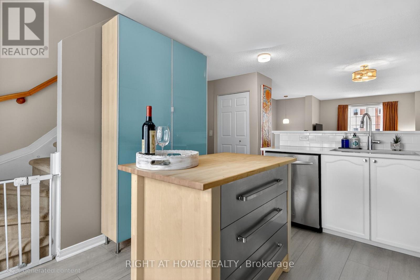 24 Manhattan Crescent