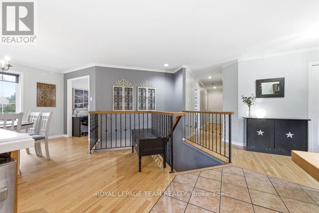 5195 Mcdonald's Corners Road