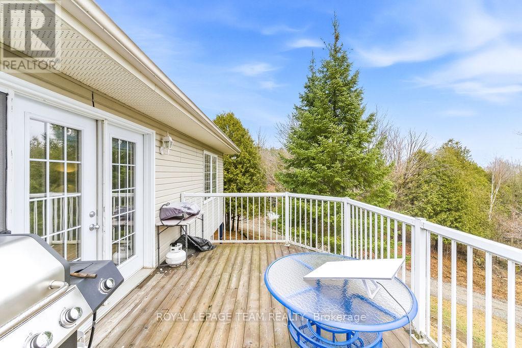 5195 Mcdonald's Corners Road