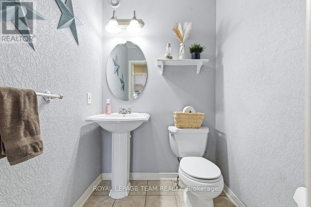 5195 Mcdonald's Corners Road