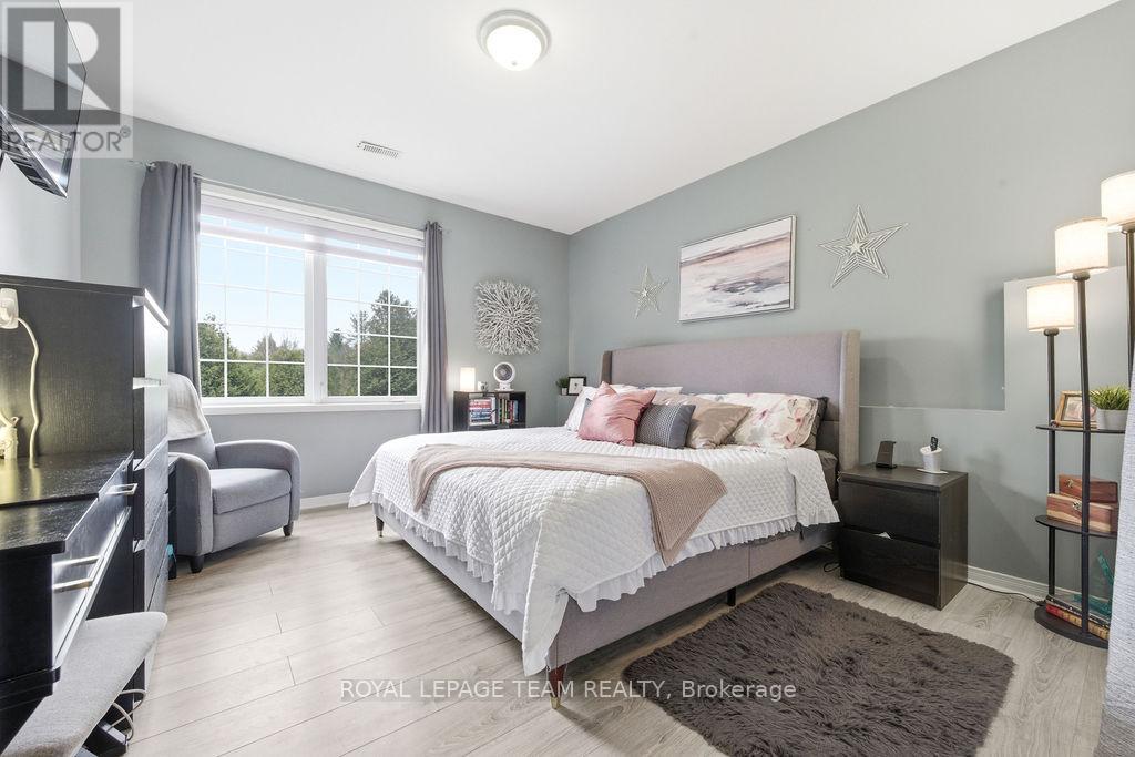 5195 Mcdonald's Corners Road