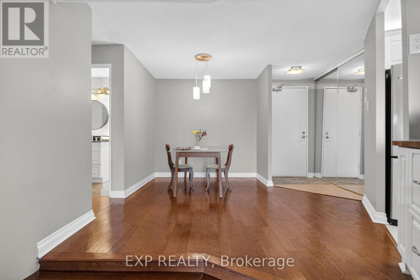 2009 - 1171 Ambleside Drive