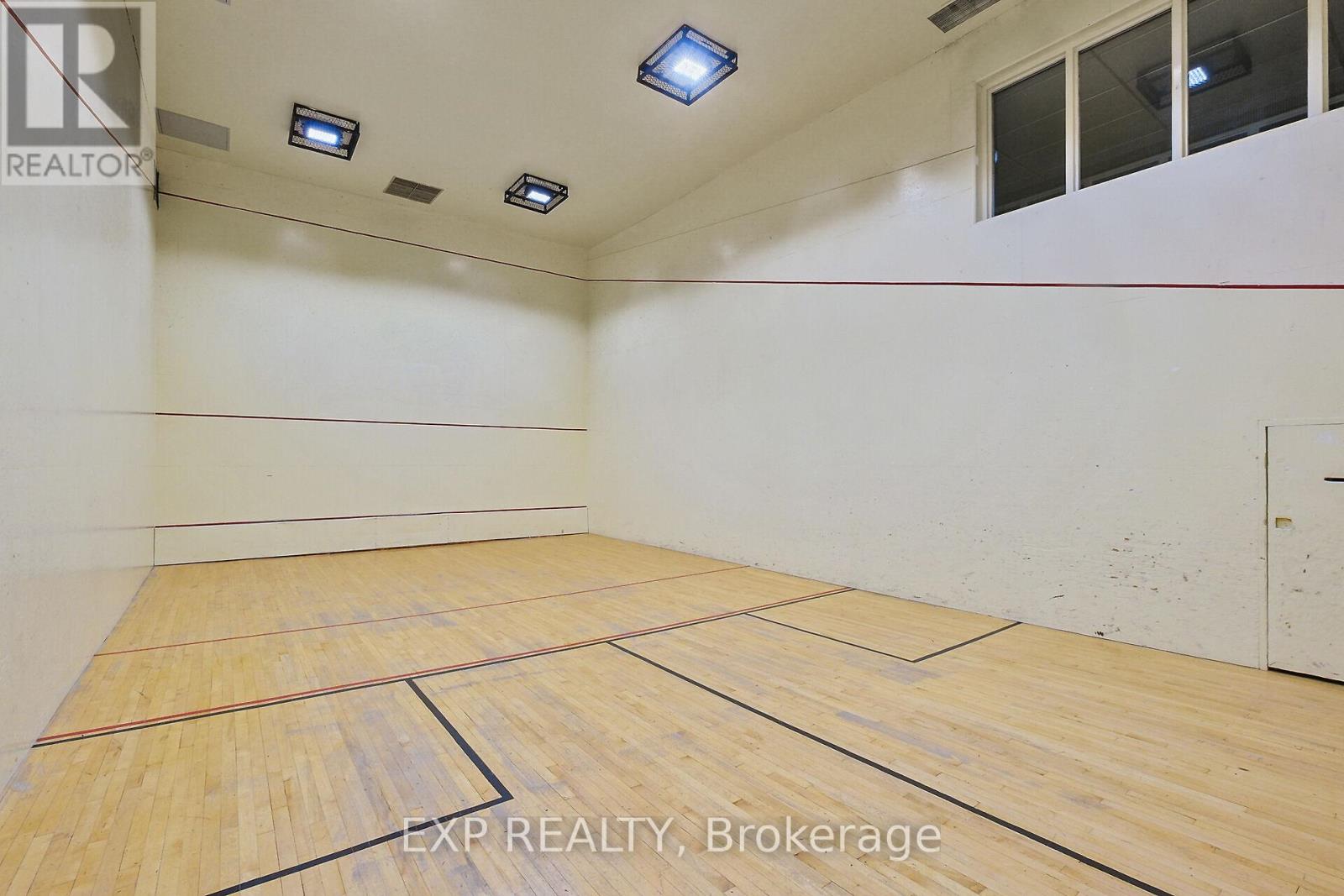 2009 - 1171 Ambleside Drive