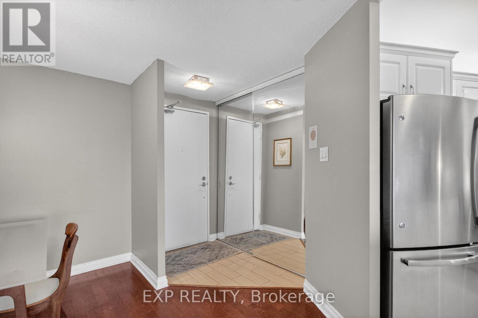 2009 - 1171 Ambleside Drive