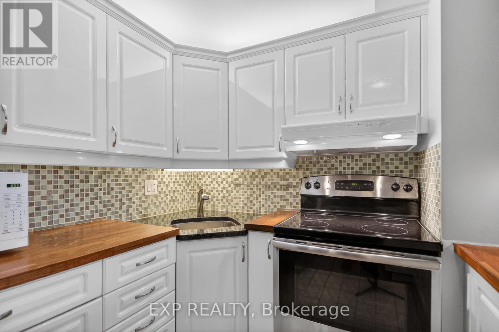 2009 - 1171 Ambleside Drive