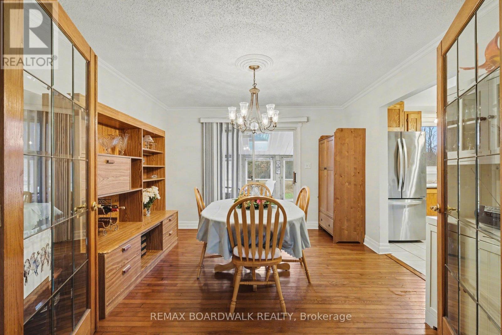 684 County Road 44 Road S