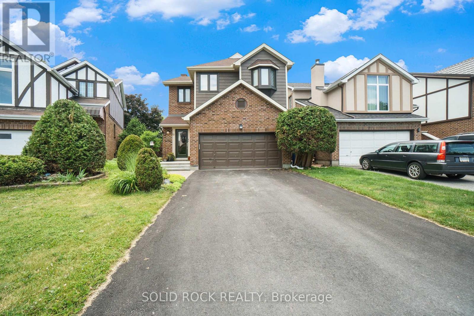 51 Pemberton Crescent