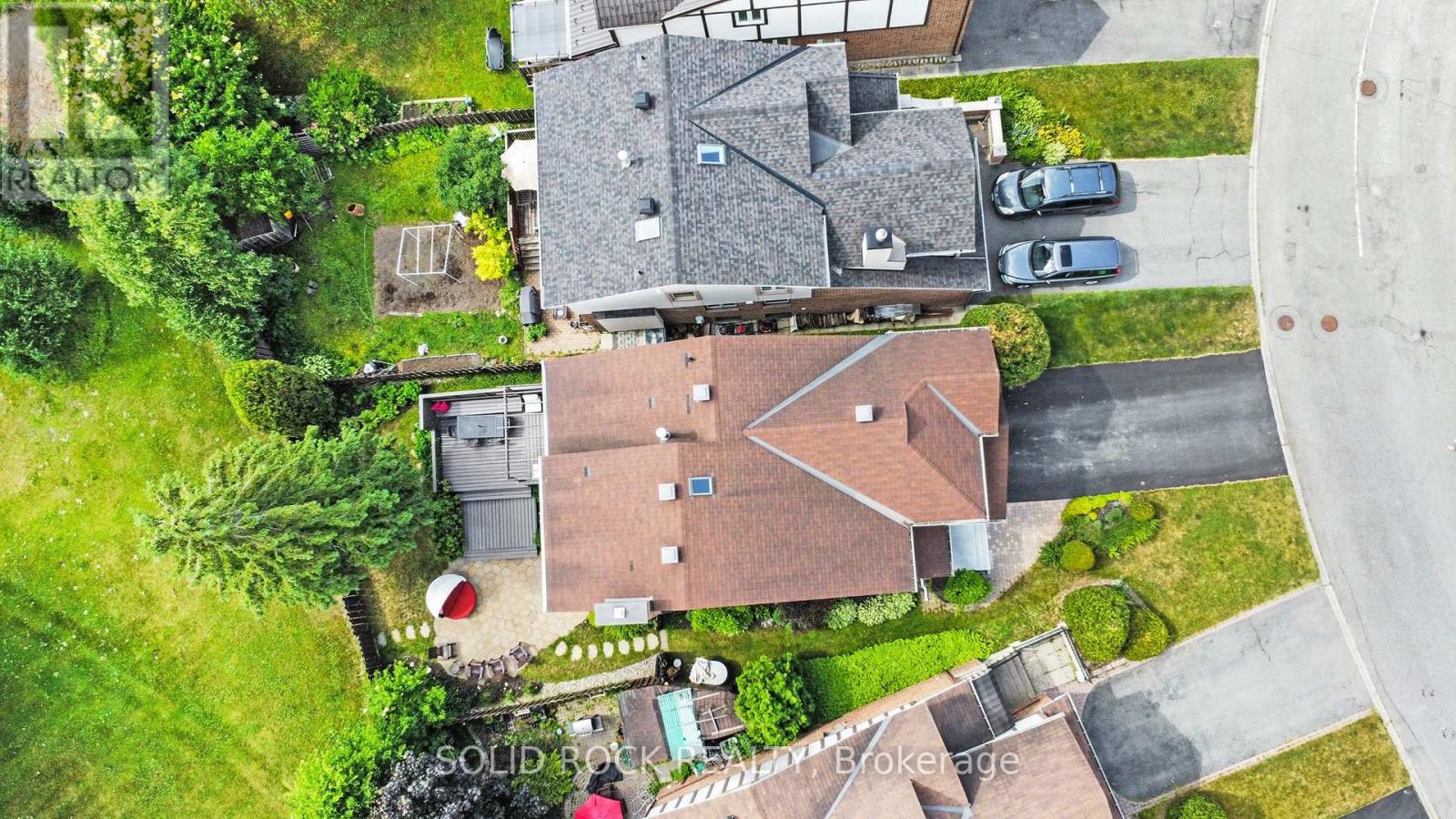 51 Pemberton Crescent