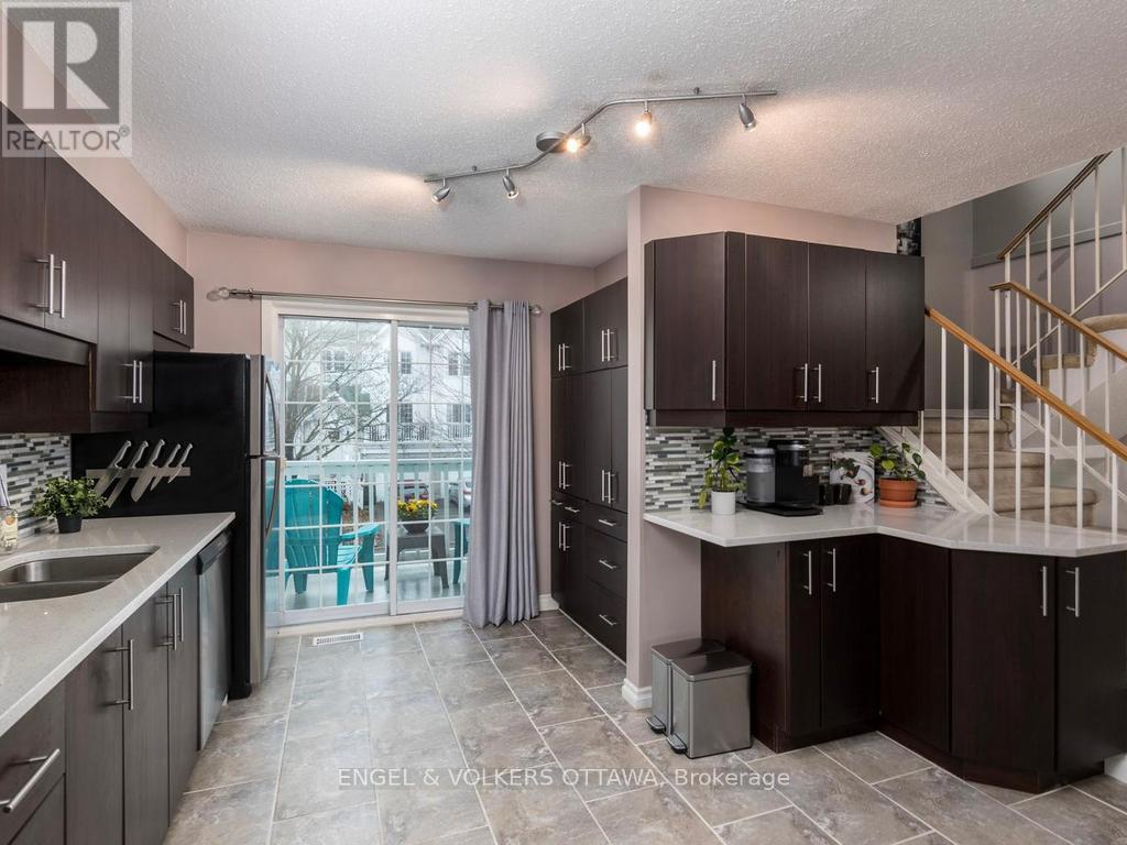 31 Castlegreen Private