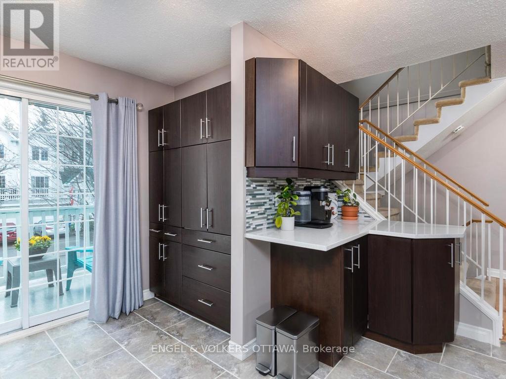 31 Castlegreen Private