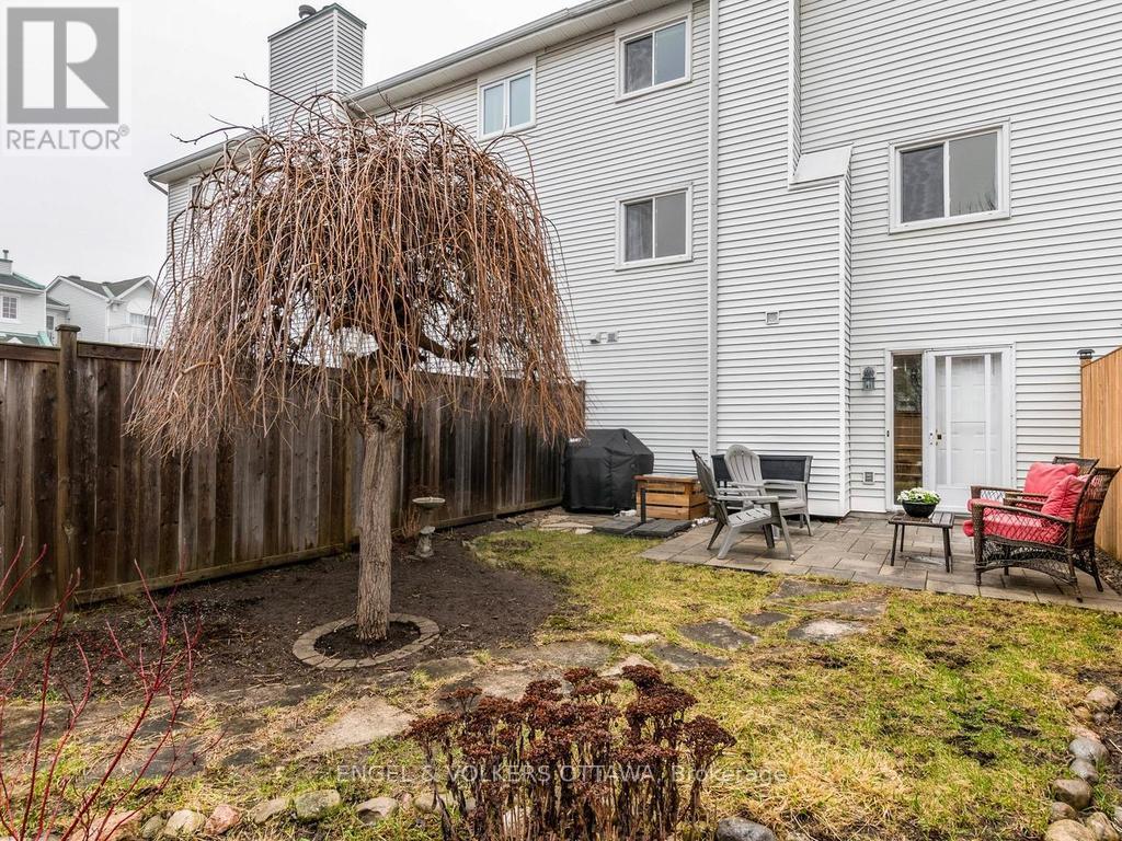 31 Castlegreen Private