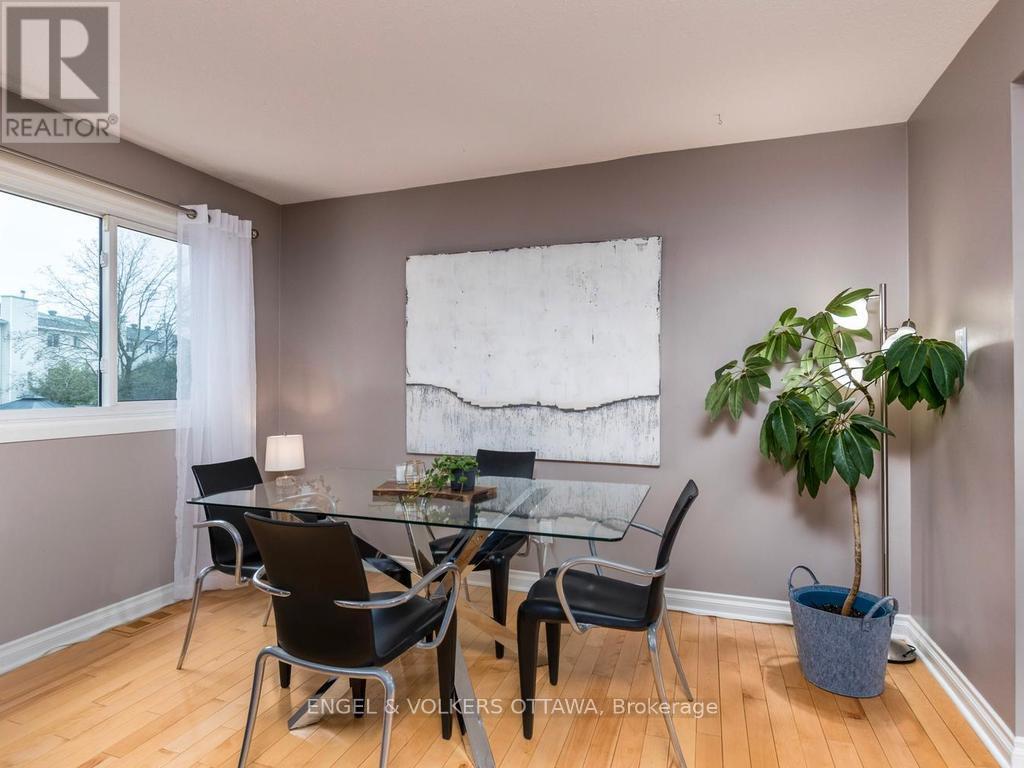 31 Castlegreen Private