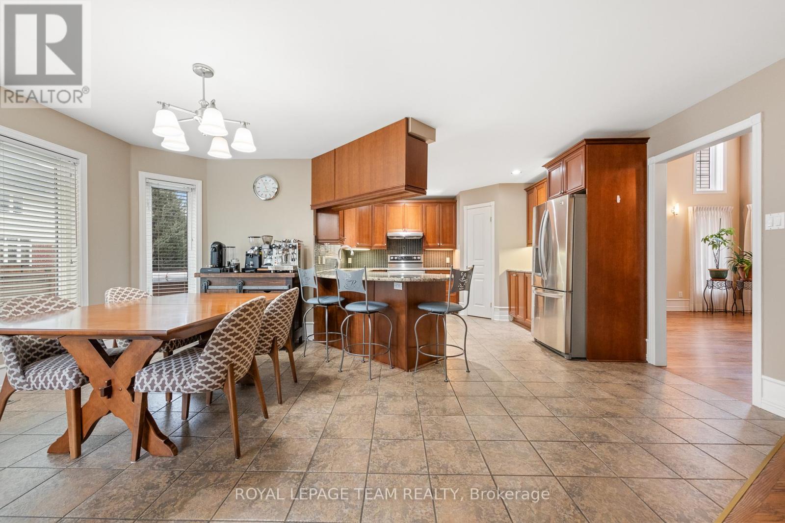 844 Giant Cedars Crescent