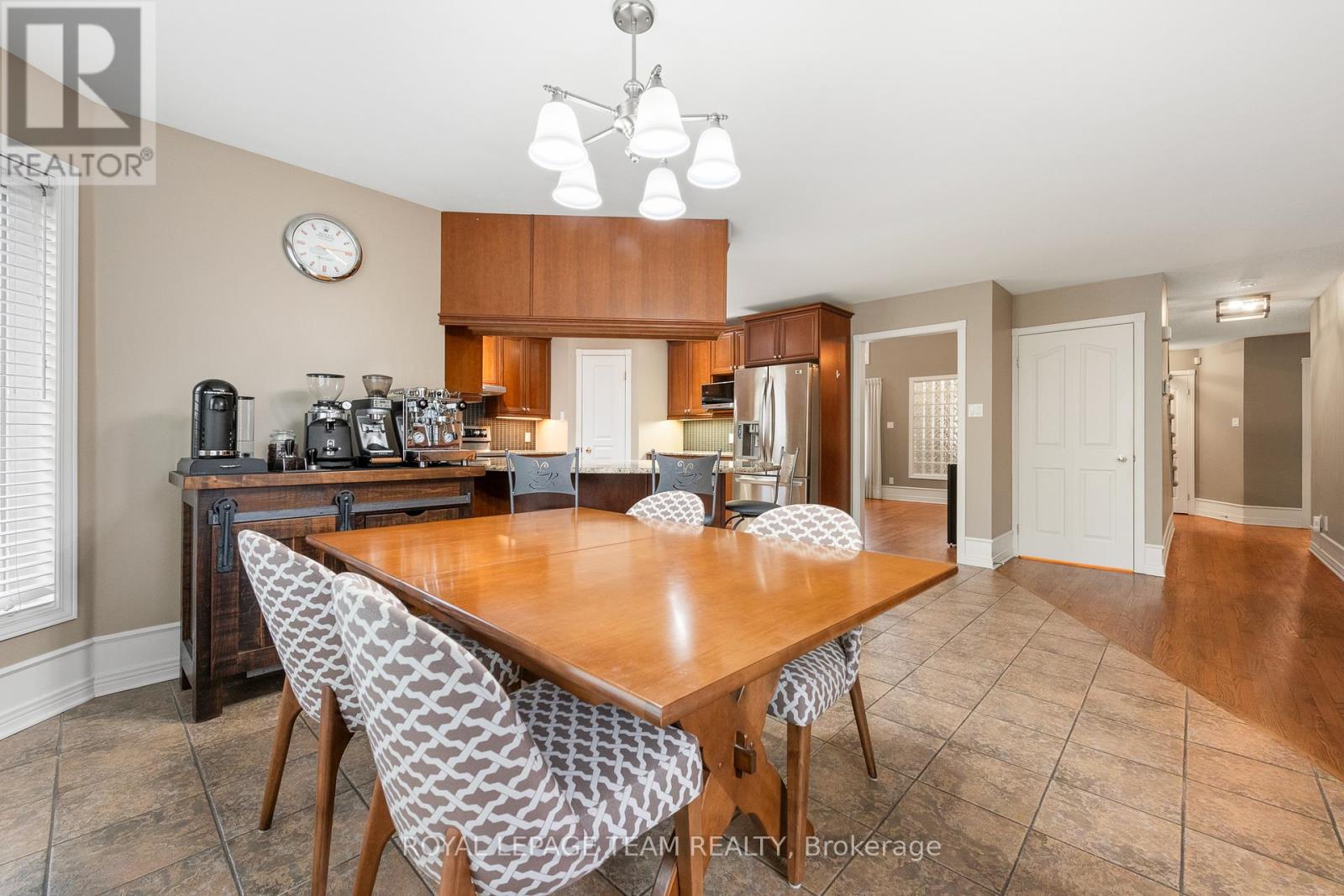 844 Giant Cedars Crescent