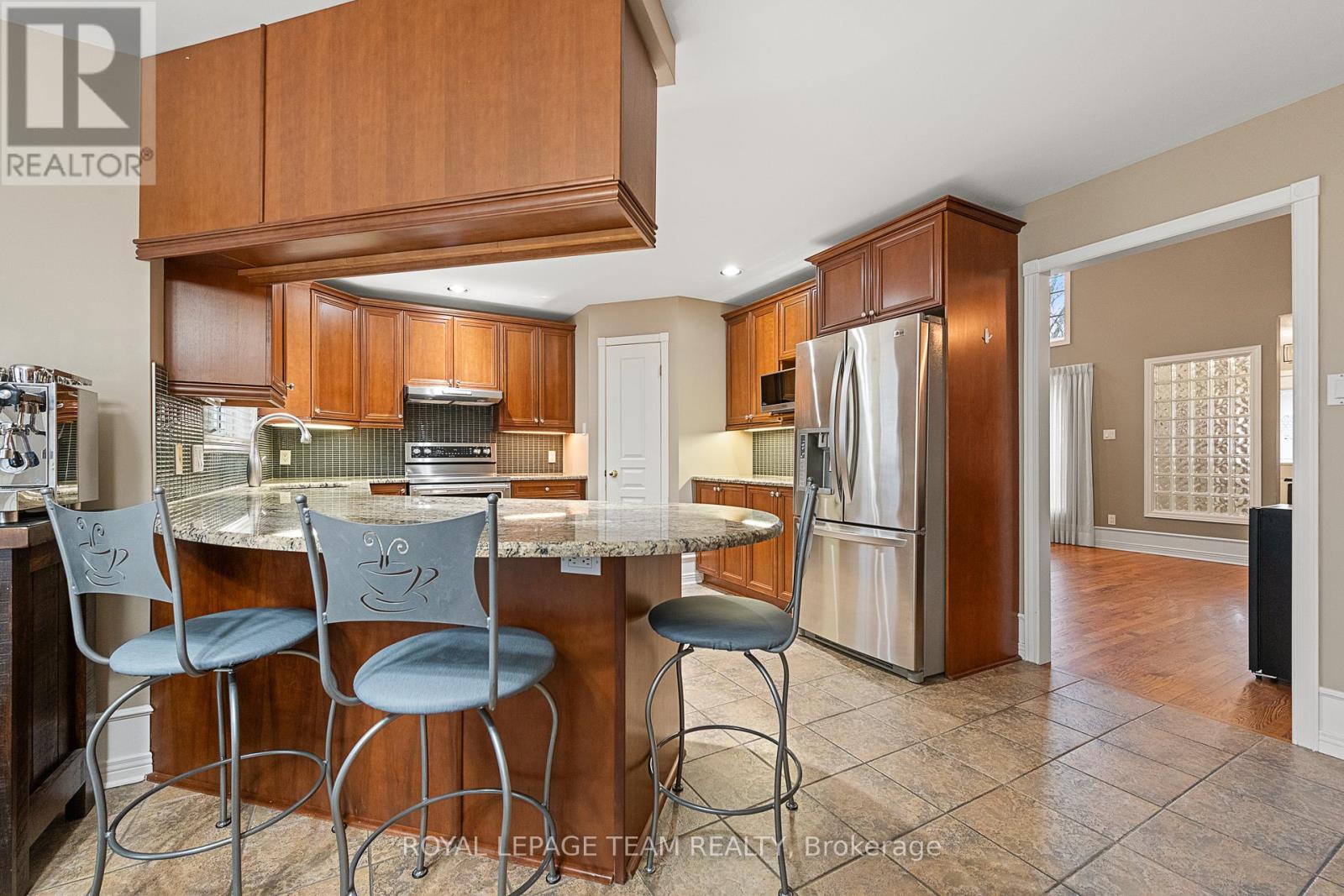 844 Giant Cedars Crescent