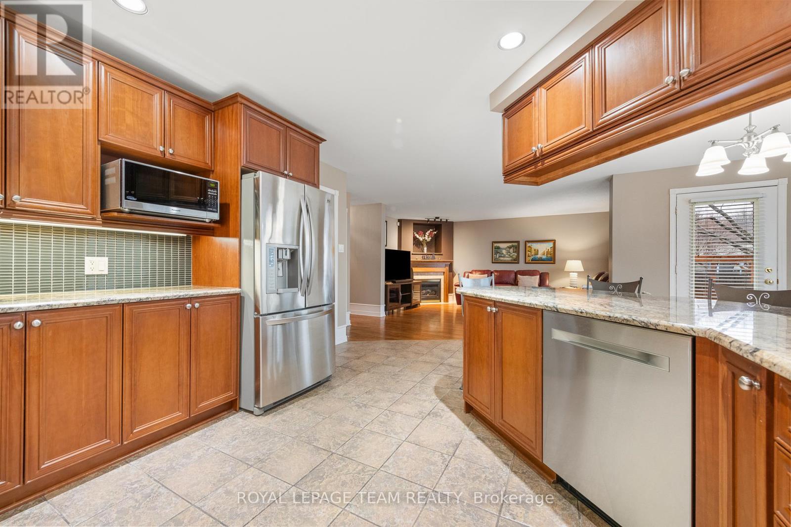 844 Giant Cedars Crescent