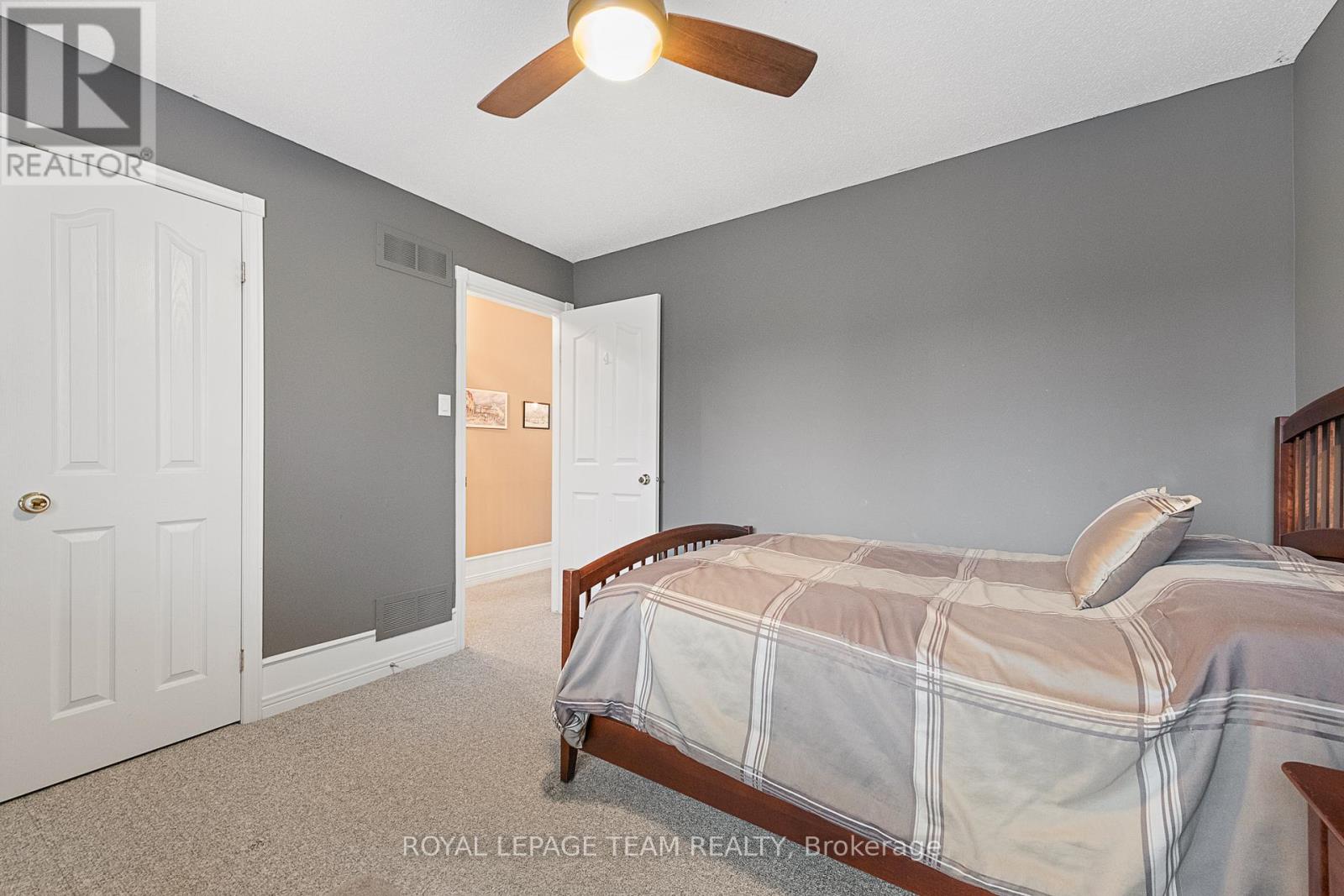 844 Giant Cedars Crescent