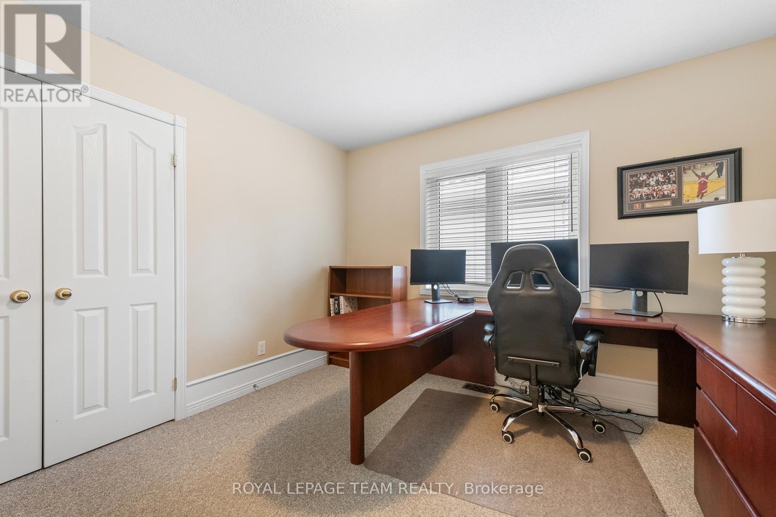 844 Giant Cedars Crescent