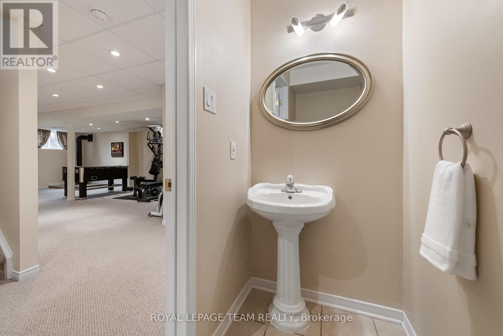 844 Giant Cedars Crescent