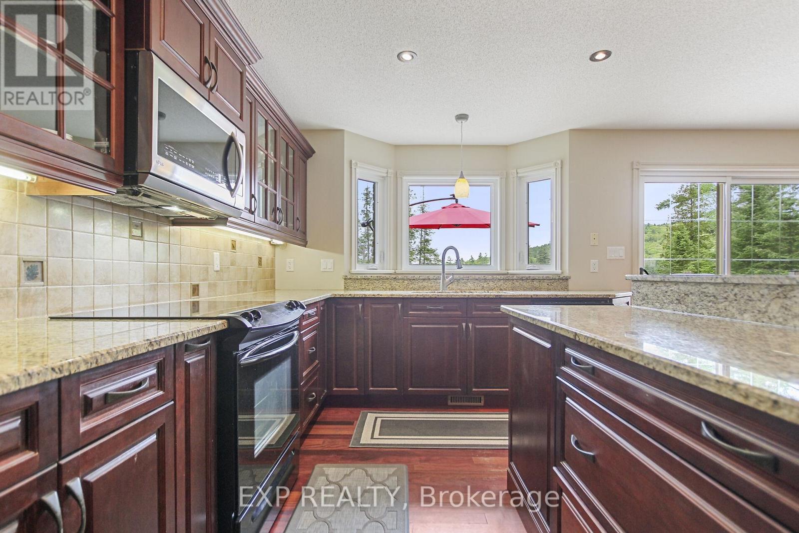 2186 Clyde Lake Road